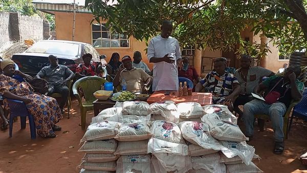 Booth 2 Booth with Bola Tinubu, distributed palliatives to beneficiaries in Orumba North LGA of Anambra State.